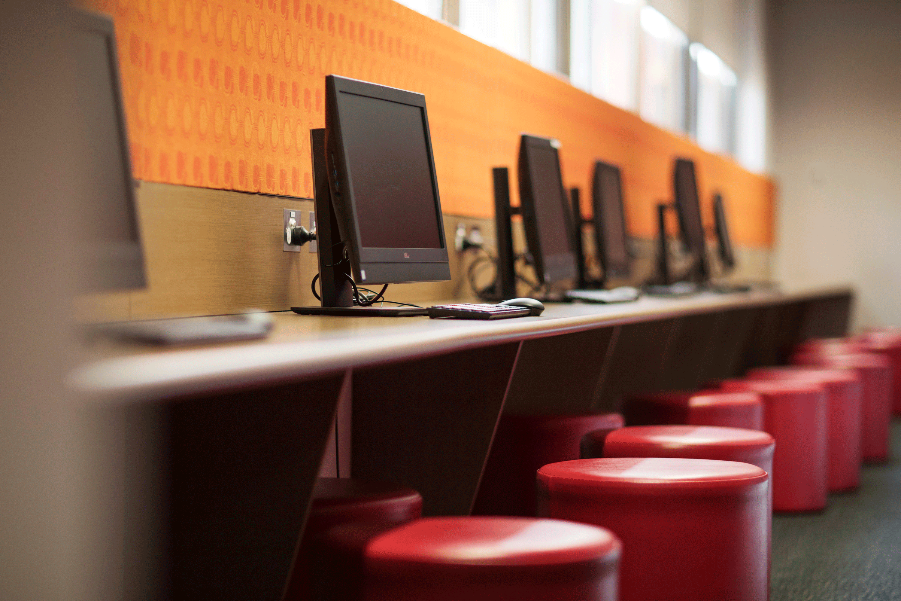 School of Computer, Data and Mathematical Sciences,School of Computer, Data and Mathematical Sciences